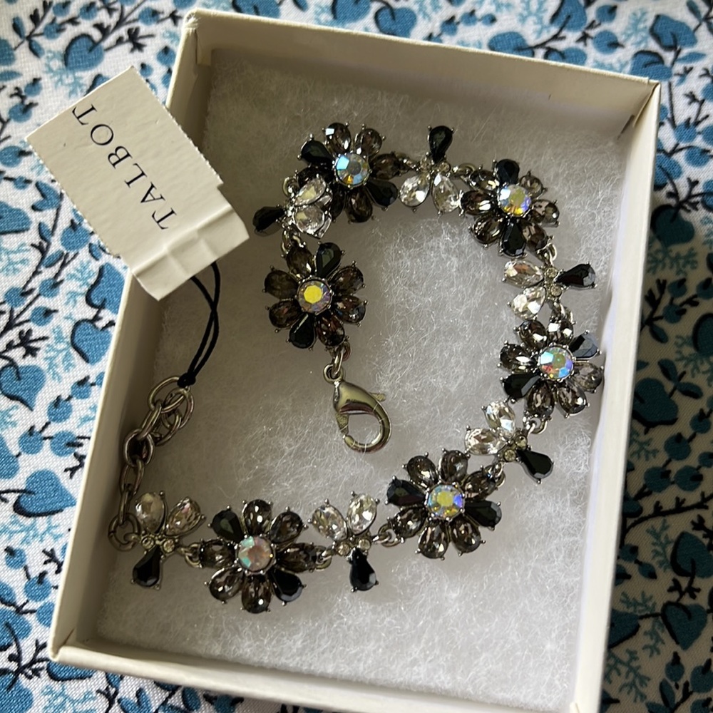 • Brand New Talbots Fashion statement bracelet •